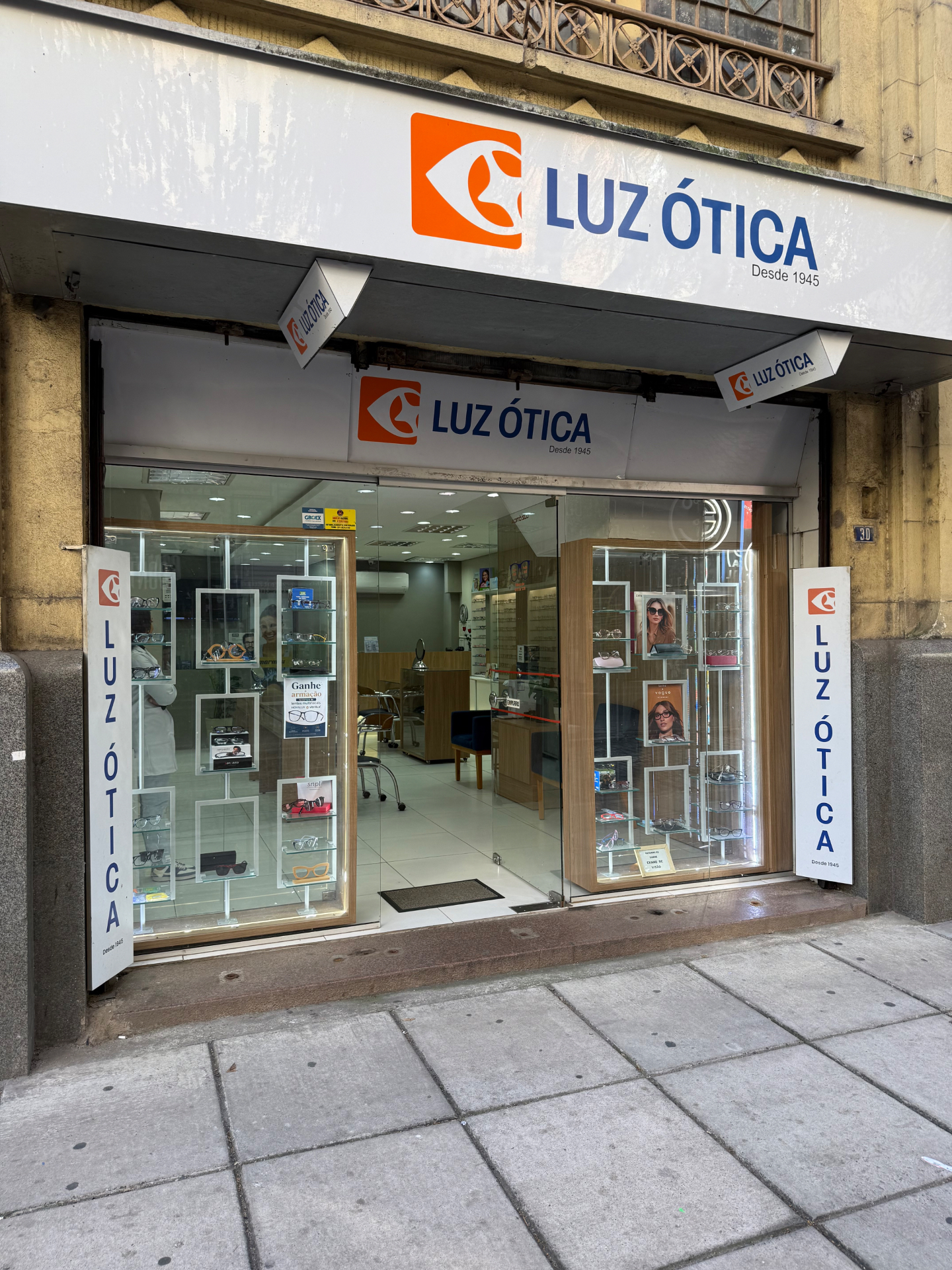 Fachada da loja Luz Ótica